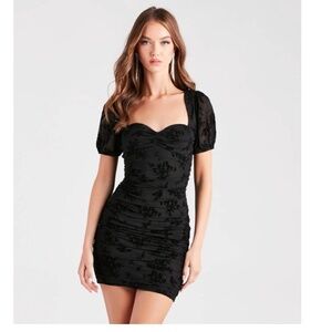 Windsor • Black Terra Flocked Velvet Puff Sleeve Mini Dress • Size S • NWT